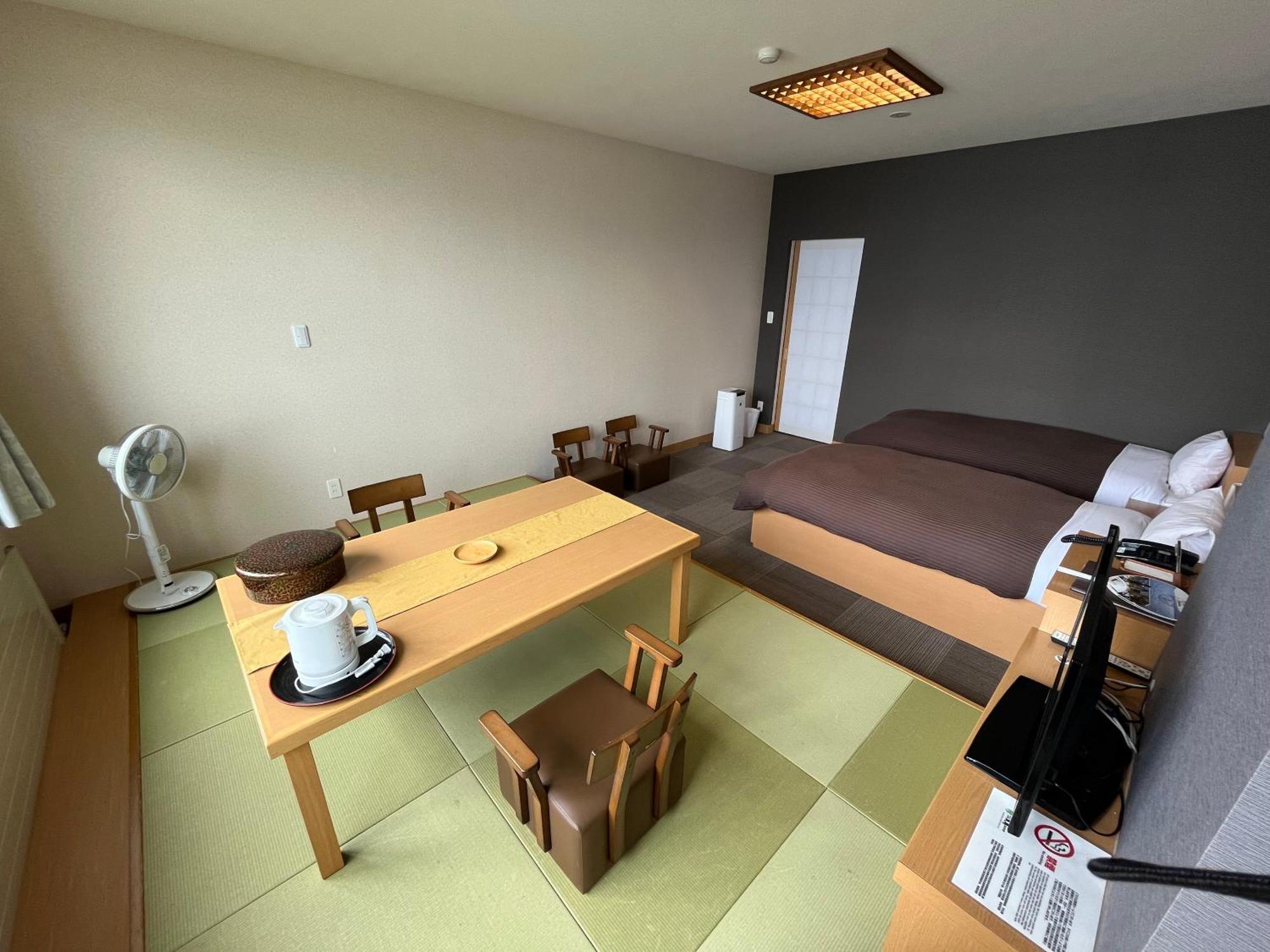 Marukoma Onsen Ryokan Chitose (Hokkaido) Exterior foto